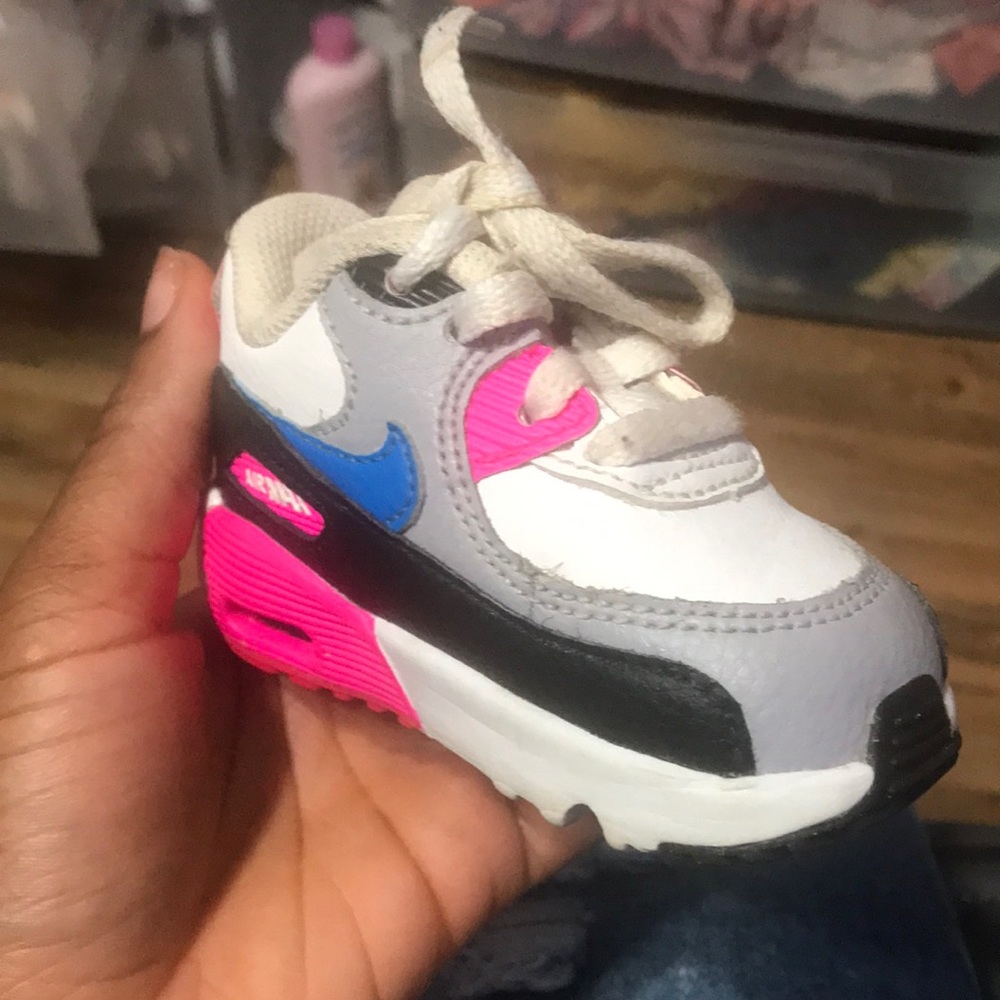 Baby shoes